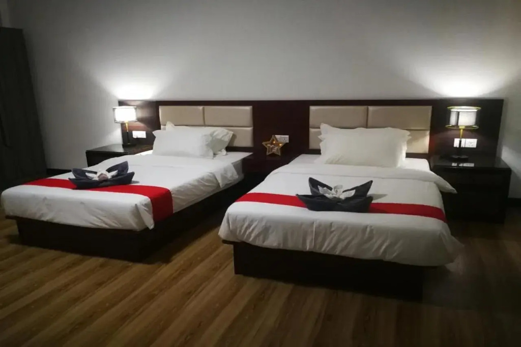 Marina Hotel