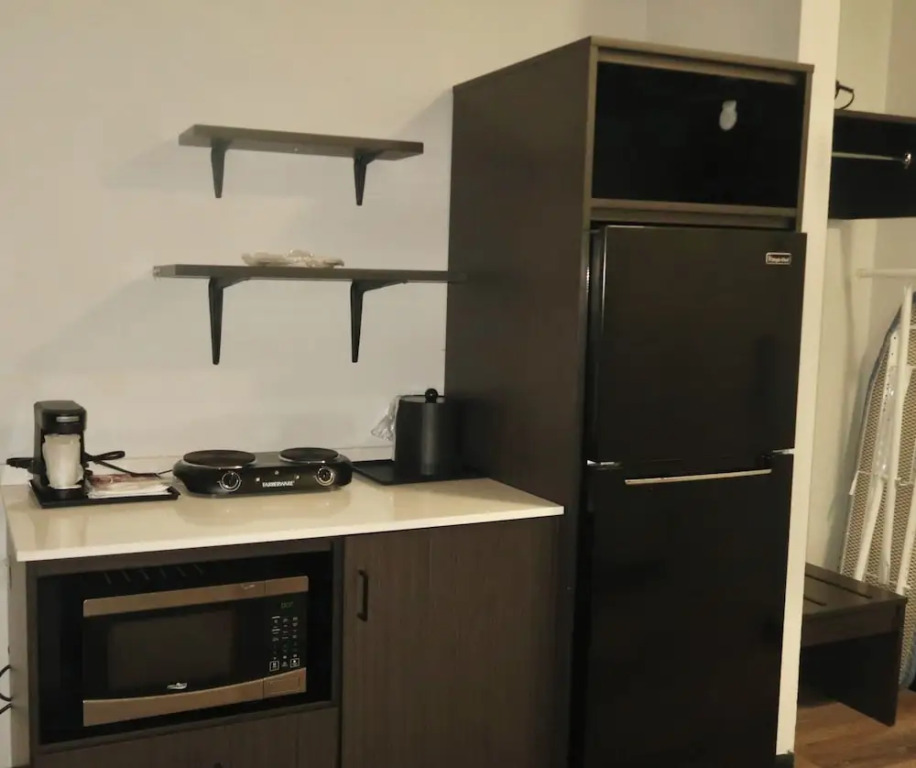 Studio 6 Suites Elkhart, IN