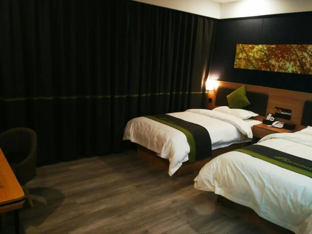 Jun Hotel Shandong Ji'nan Zhangqiu District Yiwu Wholesale City