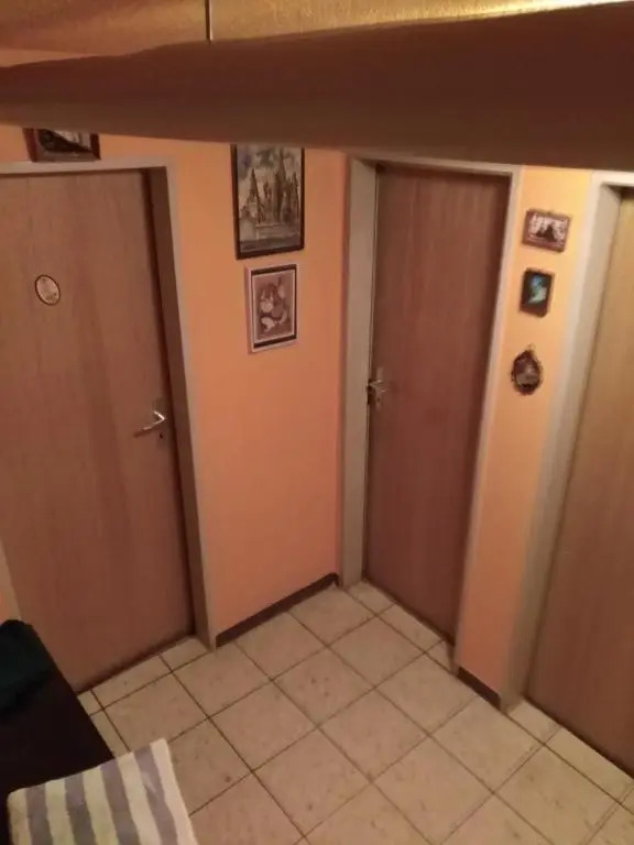 Gastzimmer für Übernachtung mit zwei Betten