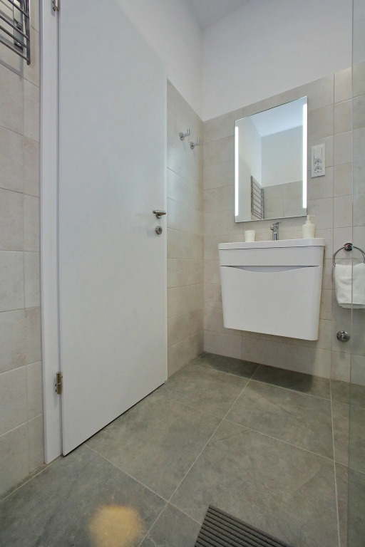 Guverna New City Accommodation
