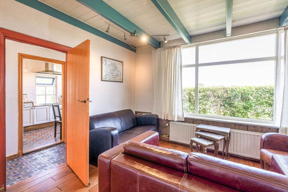 Holiday Home Nieuwvliet-Bad near Beach