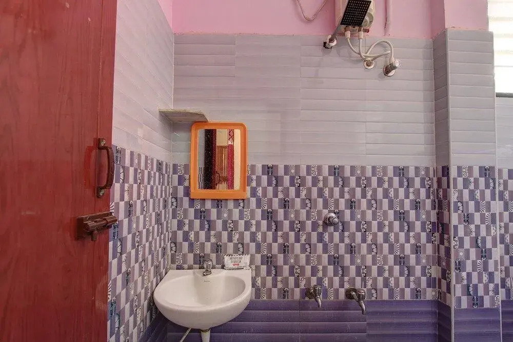 Rt Residency by OYO Rooms