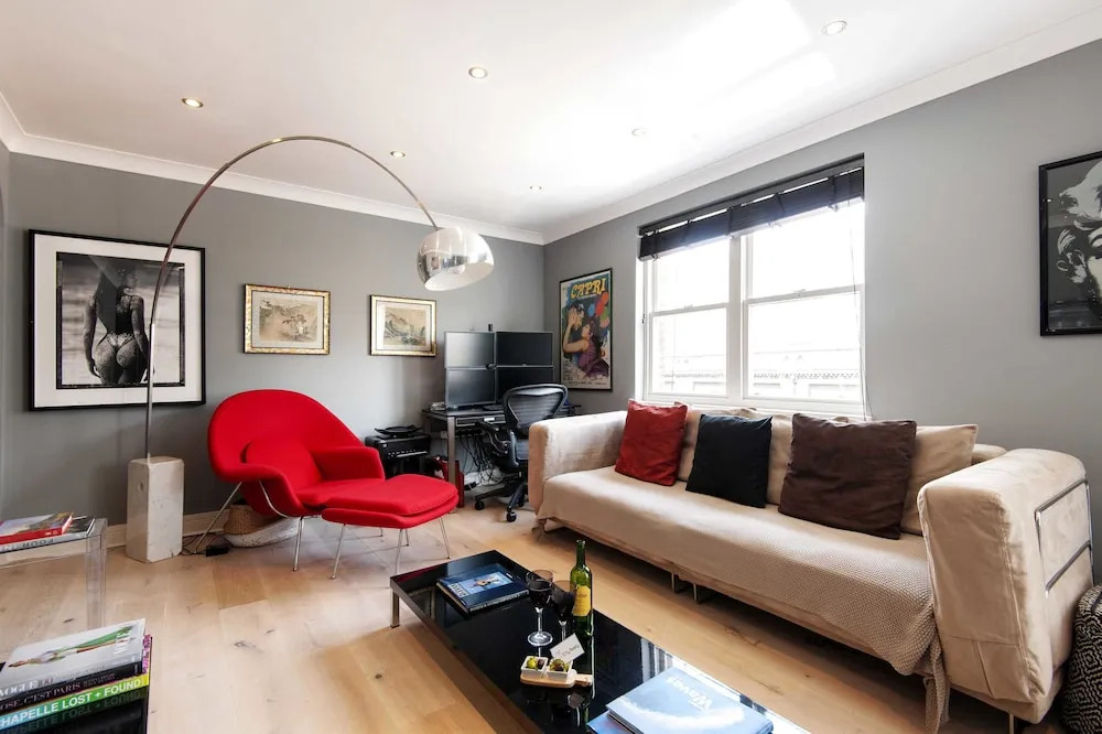 The Modern Gloucester Road Gem - FVE