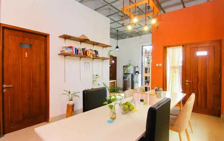 Chic Room At Byte Bed & Breakfast