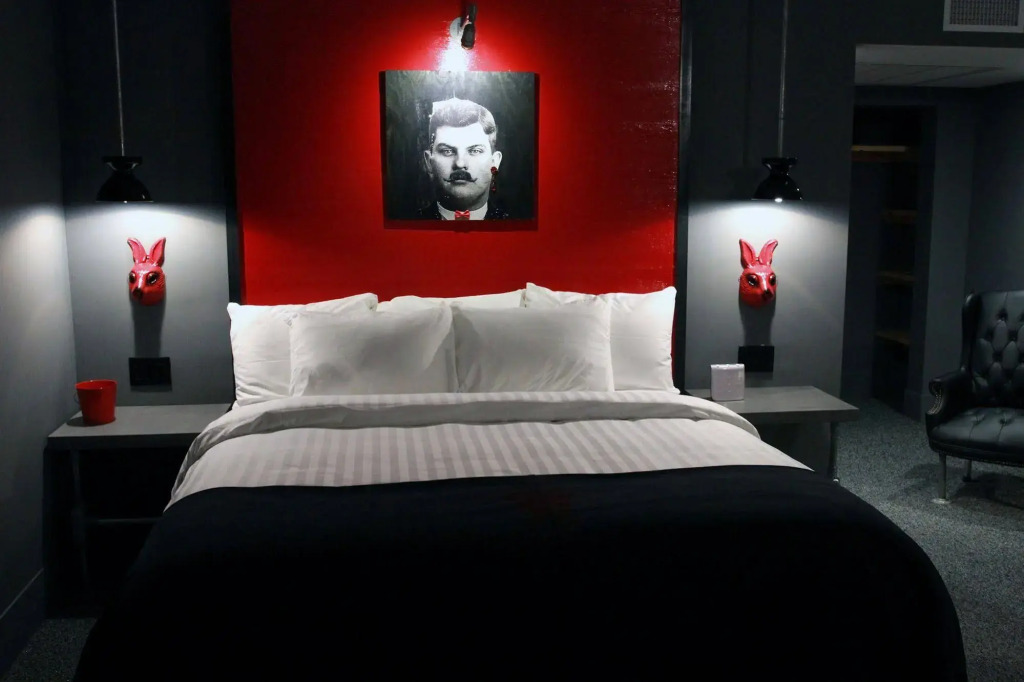 Hotel Gaythering