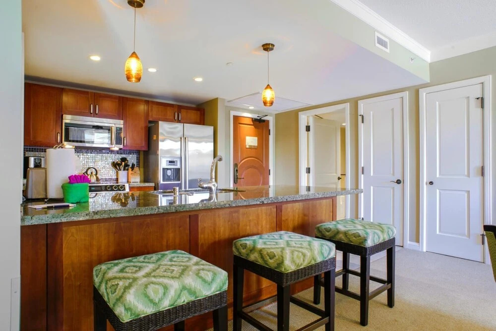 K B M Resorts- Hkh-645 Gorgeous 2bd, Inner-courtyard, 6th Floor, Ocean Views, Remodeled!