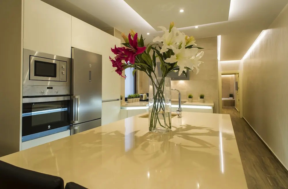 Apartamentos Salamanca Puerta Zamora, Centro, Wifi con salón y 2 dormitorios, Parking