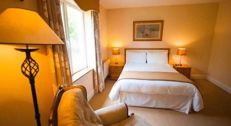 Shandrum Lodge