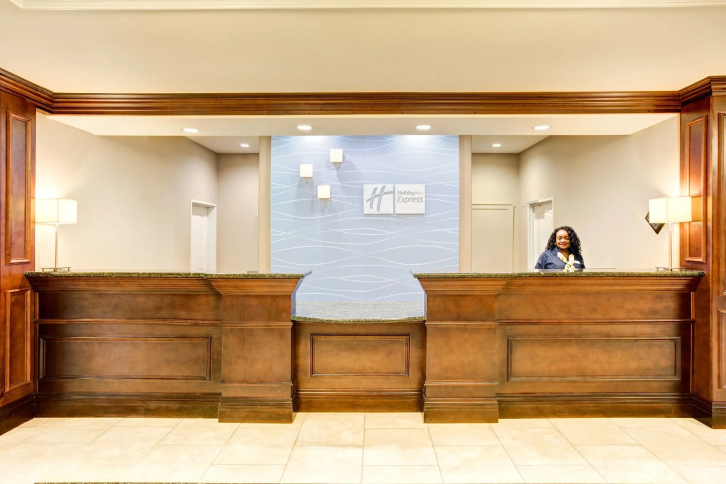 Holiday Inn Express & Suites - CUT OFF GALLIANO by IHG