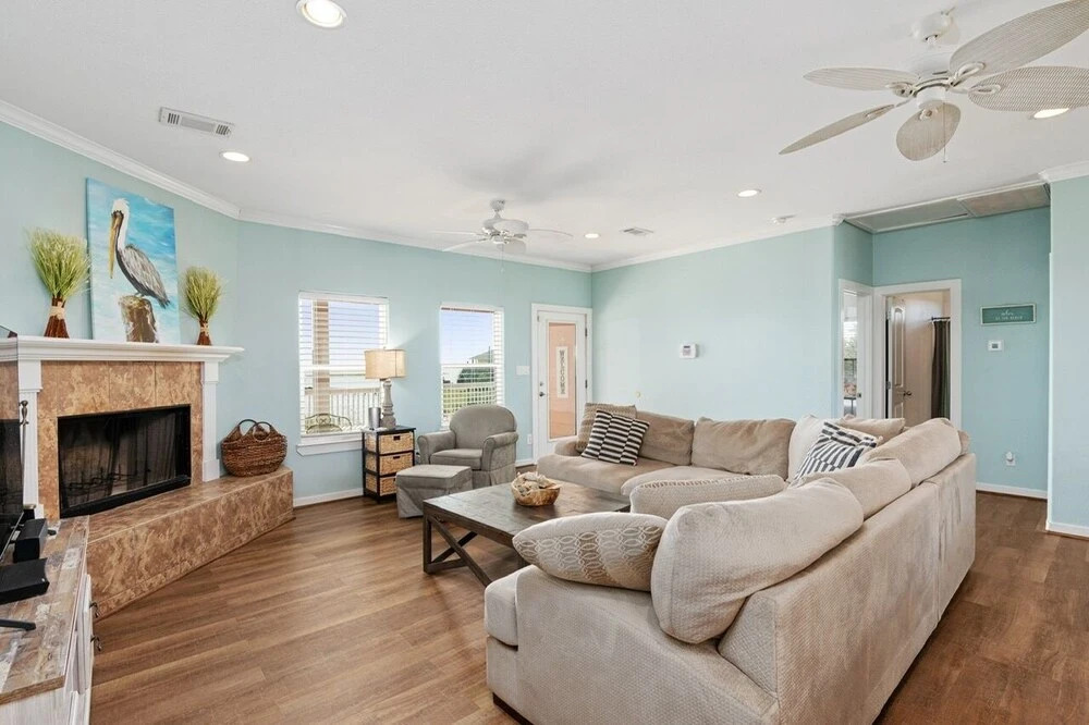 The Peach Pelican 3 Bedroom Home by RedAwning