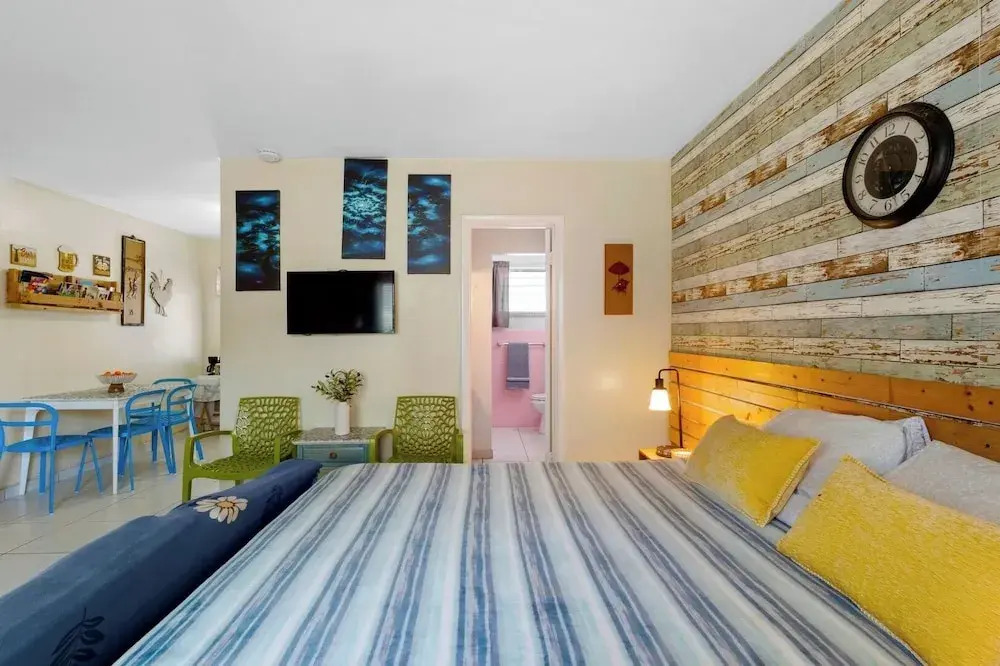 1BR Studio w/ Parking, Bbq, Garden Hollywood