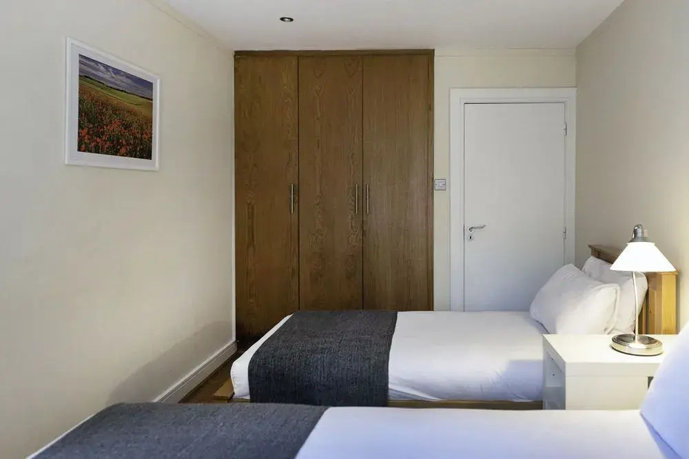MetroStays - Temple Bar 16