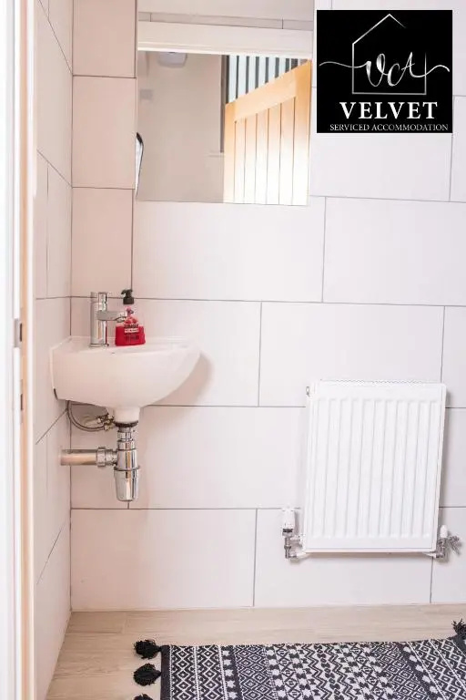 1 Bed House , Free Wifi,Free Parking,Leasure,Business