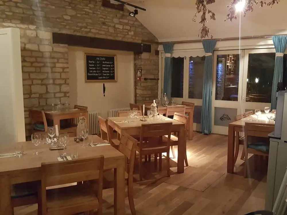 The Clanfield Tavern