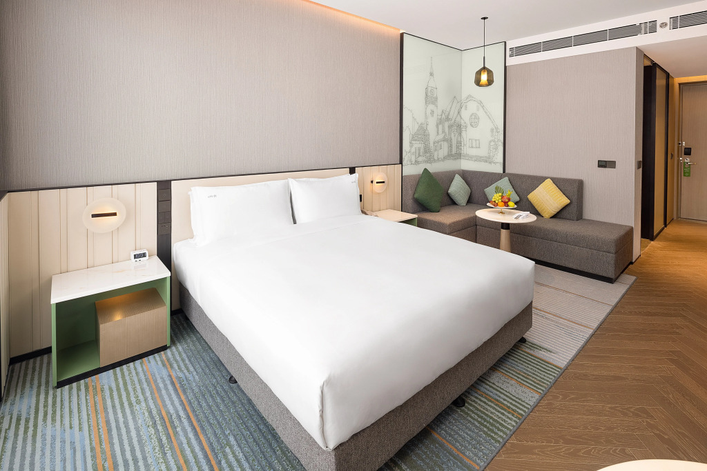 Holiday Inn & Suites Qingdao Jinshui by IHG