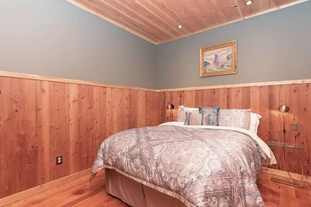 The Sonoma Treehouse 3 Bedroom Home by RedAwning