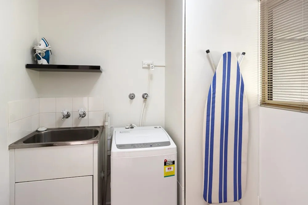Elphin Serviced Apartments