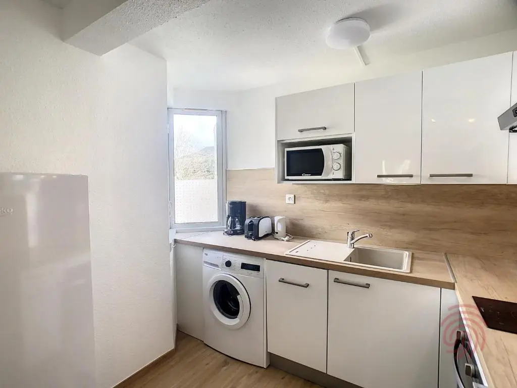 Appartement Lamalou-les-Bains, 1 pièce, 2 personnes - FR-1-451-46