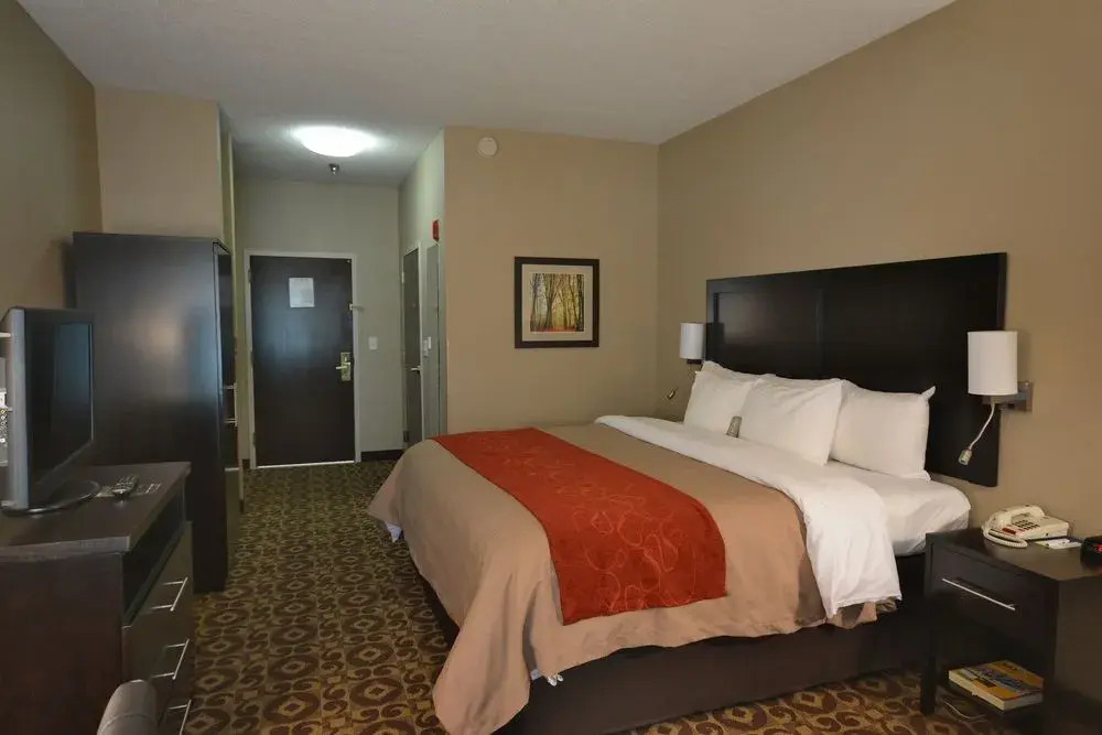 Comfort Inn & Suites