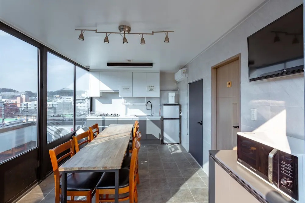 Gongju Ein Haus 2