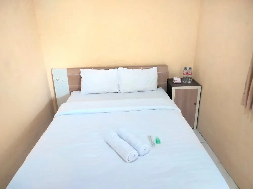 Wisma Mutiara near Alun Alun Demak Mitra RedDoorz