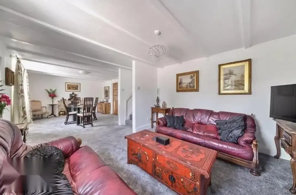 4 Bed-2 Bath-bar-pool Table-library- Xmas Venue