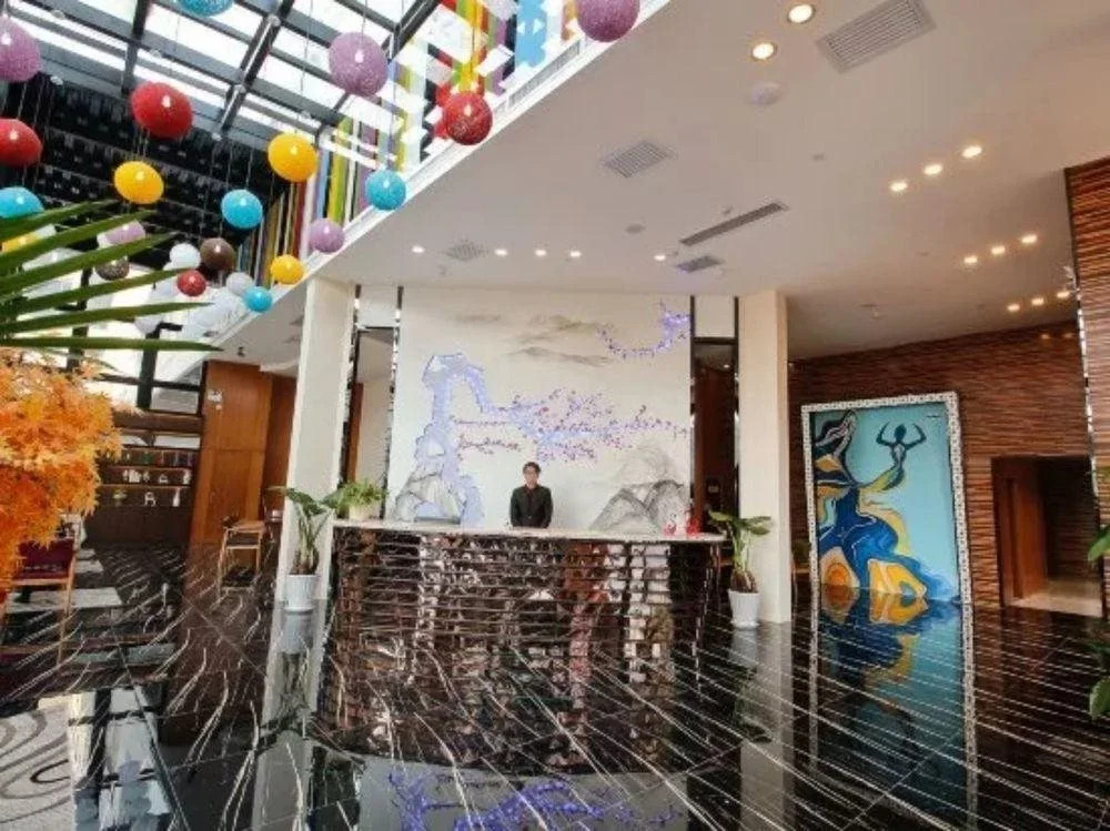 Lemon Shakespeare Hotel