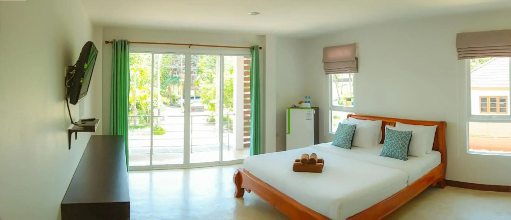 Baan i Talay Chumphon บ้านไอทะเลชุมพร