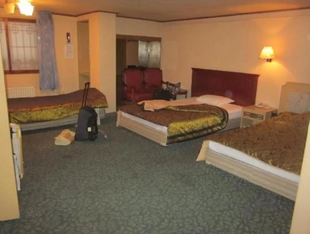 City Palace Tourist Hotel