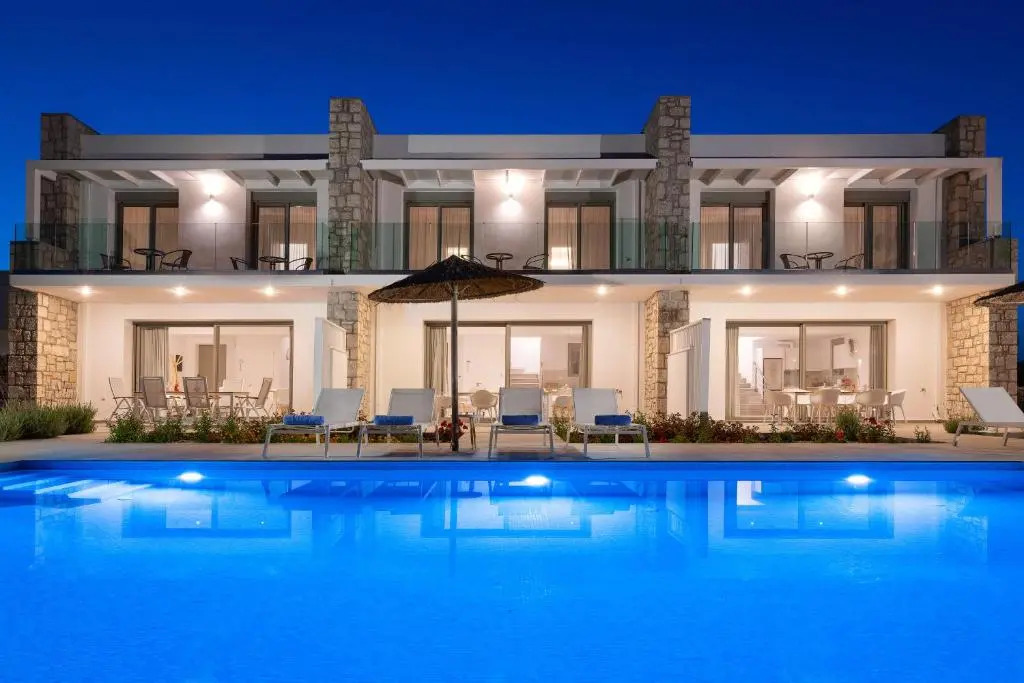 Gennadi Harmony Suites - 200m from the sea