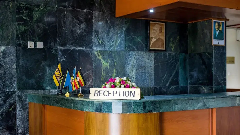 Golf Lane Hotel