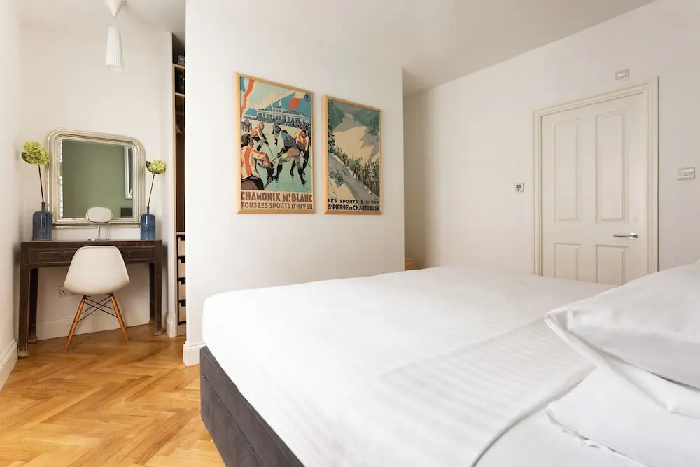 Ossington Street by Onefinestay