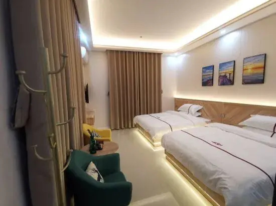 Longhai Yijian B&B