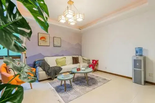 Xi'an Weiyang·Longshouyuan Subway Station· Locals Apartment 00141540