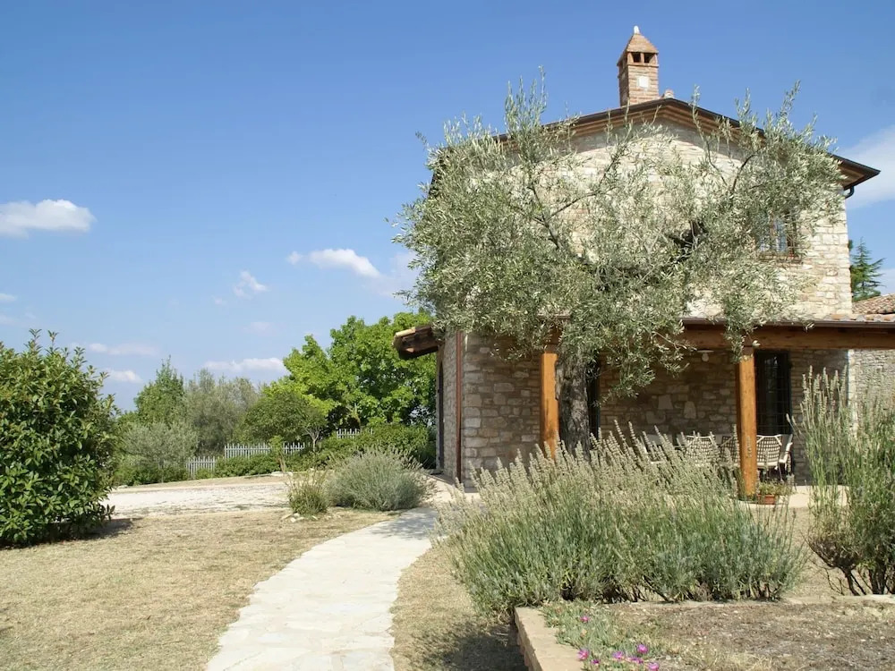 Villa in Umbertide with Pool and Garden