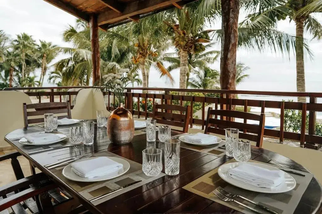 Villa Corona 6 BR Luxury Mansion