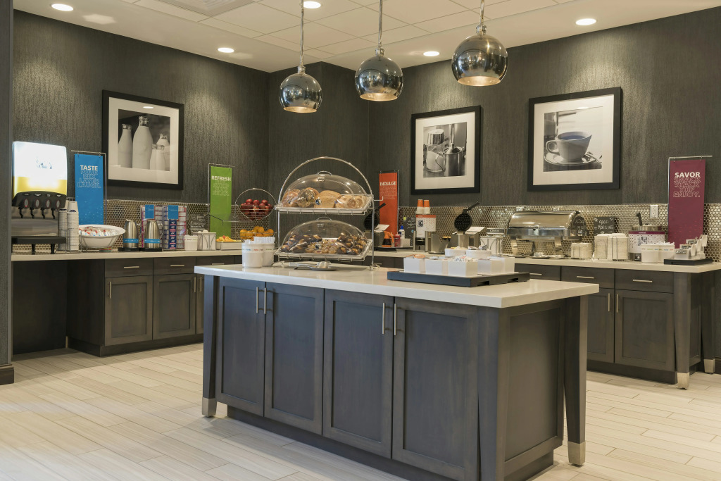 Hampton Inn & Suites Indianapolis-Keystone, IN