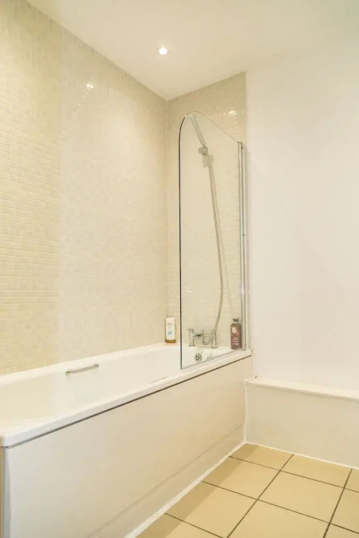 Kent Street - Apt 3