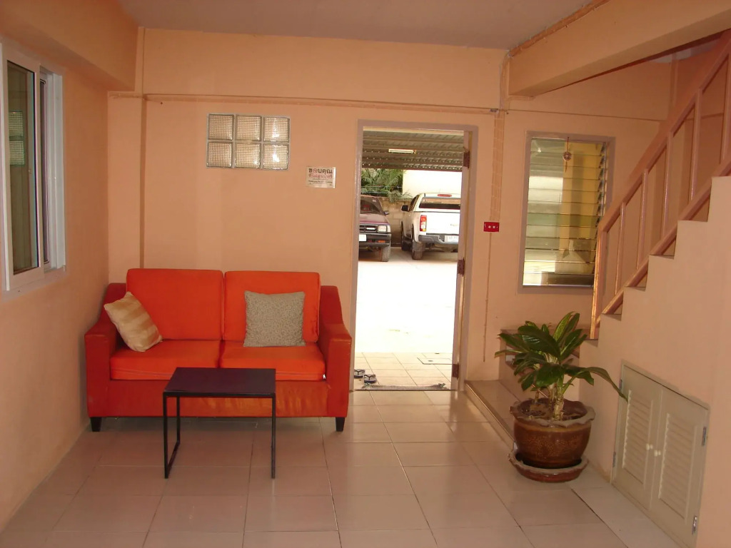 Rapeepong Hotel