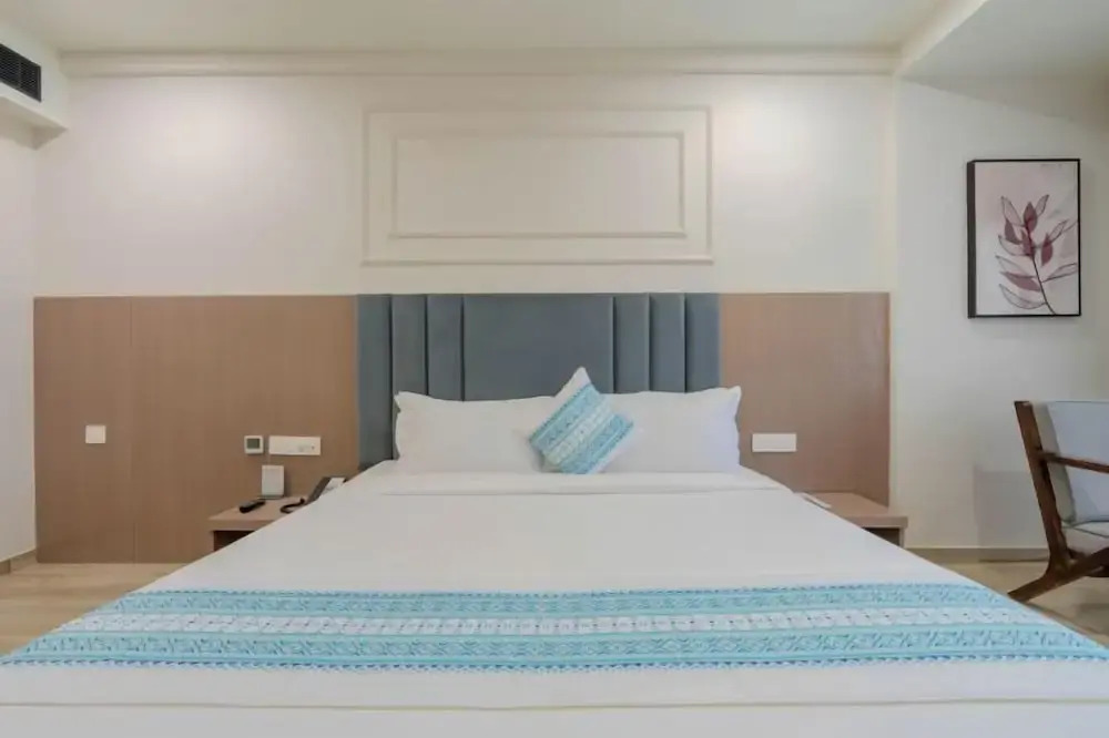 Hotel TGR