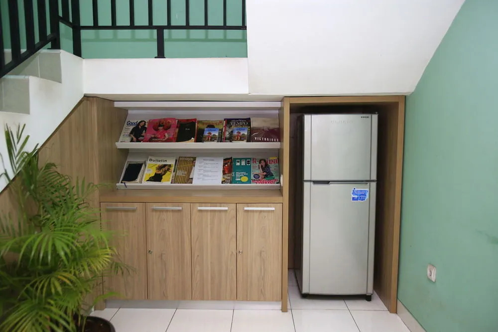 RedDoorz @ Karet Pedurenan 2