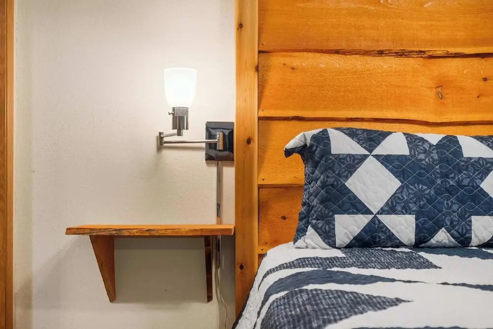 Cozy Timbers Charming Condo for 6 With Resort-style Amenities