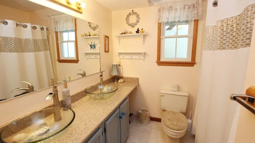 Whalin - 4 Br Home
