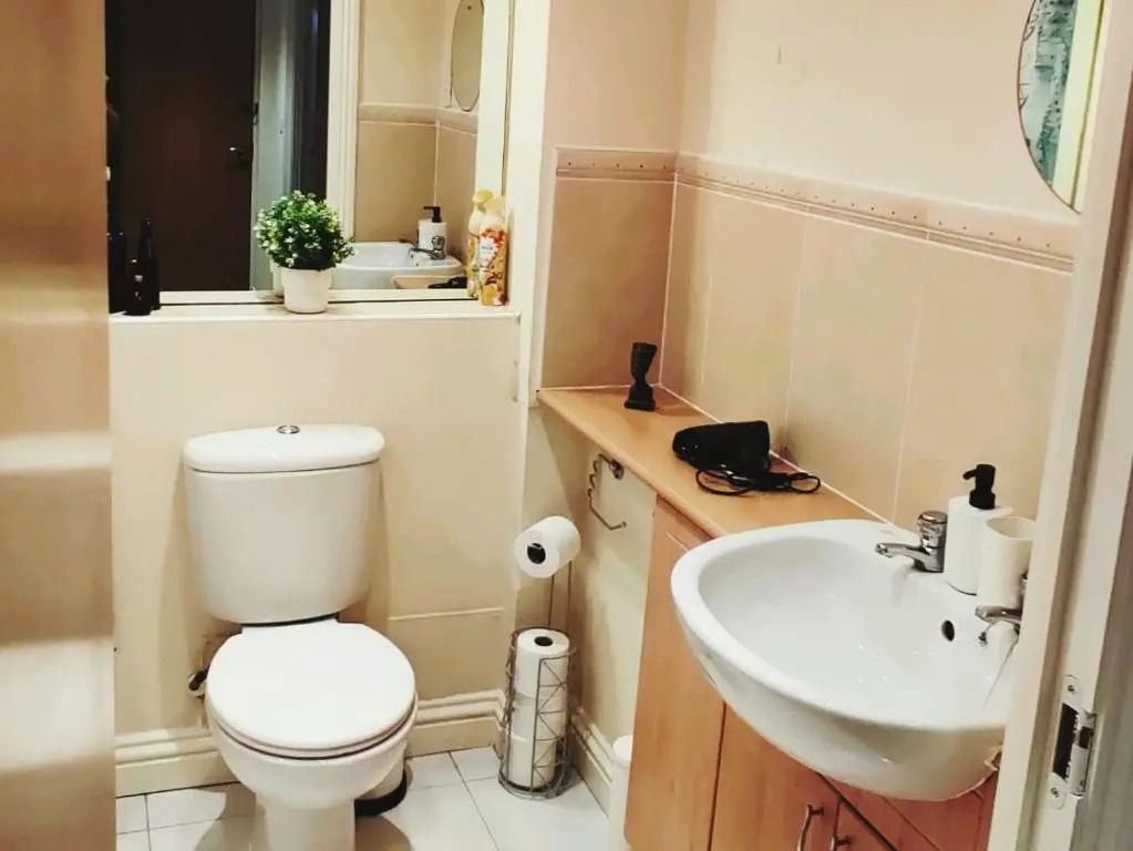 Reeves Apartment