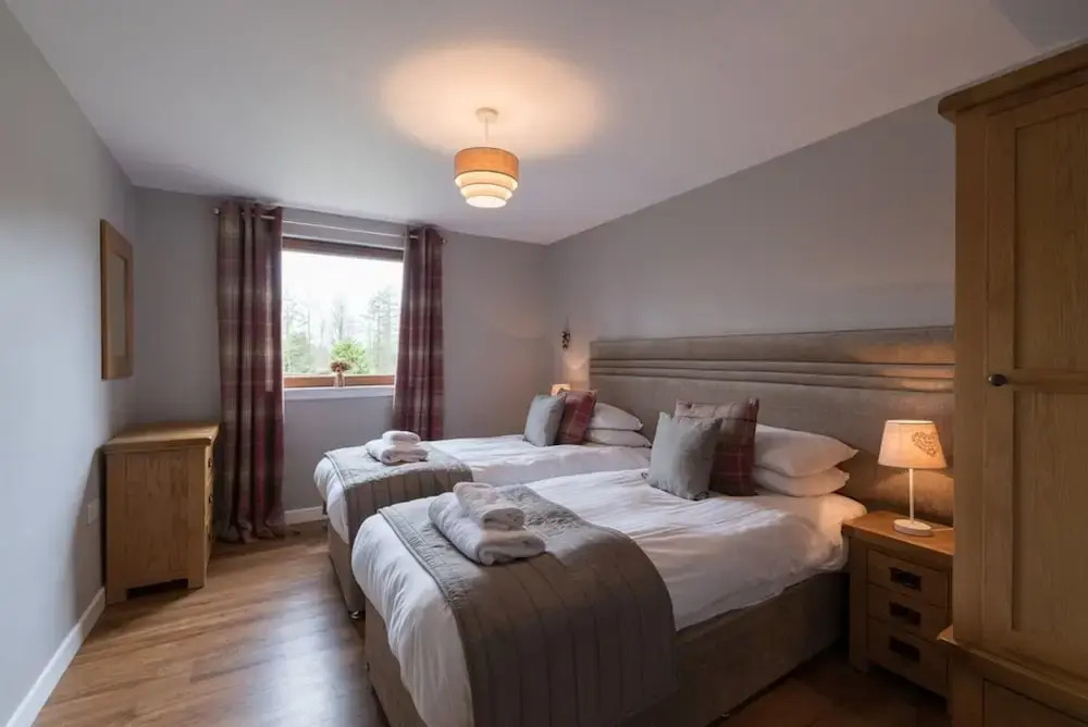 Lord Galloway 33, Newton Stewart