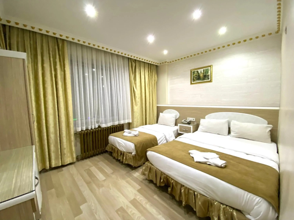Grand Oral Hotel