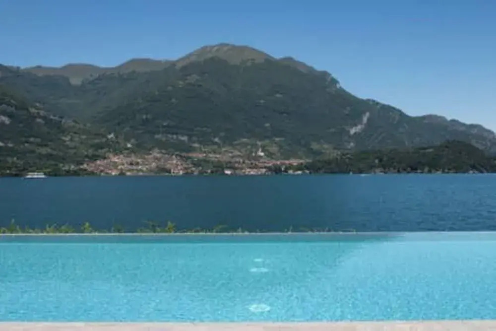Bellagio Lake Resort