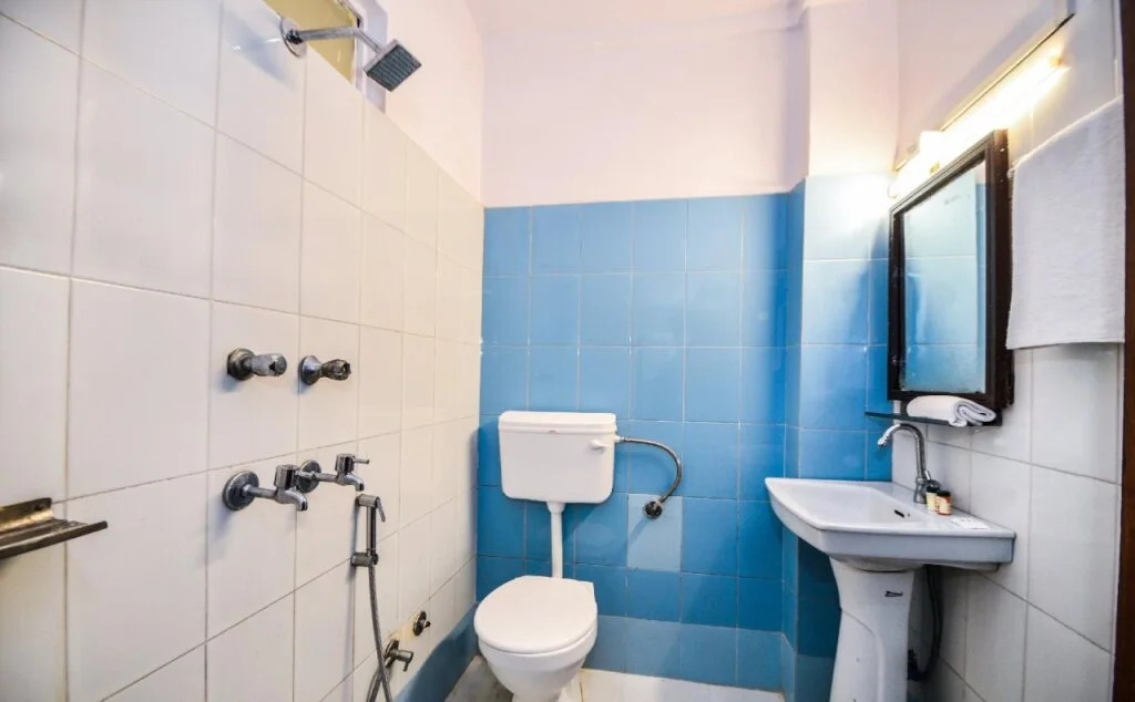 Hotel Mayur by OYO Rooms