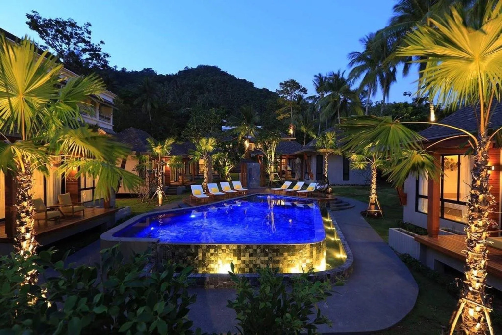 CHUZ Villas Samui SHA Plus